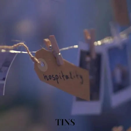Tins - 4*